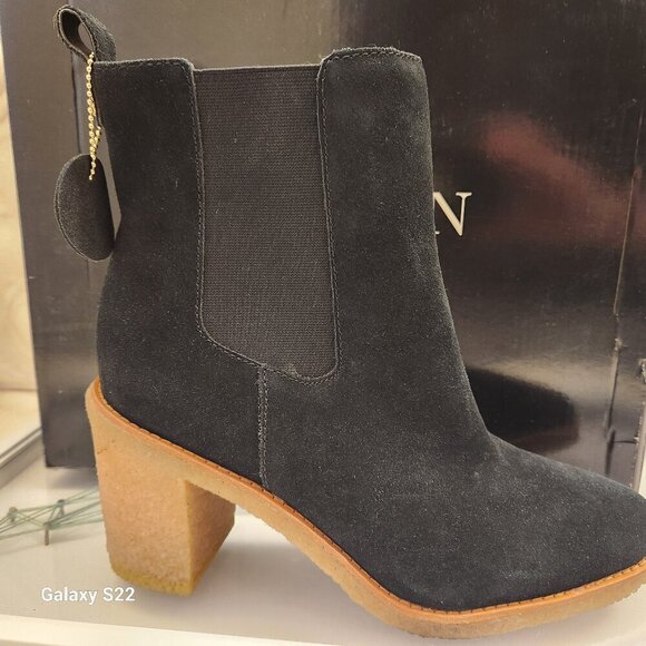 Ralph Lauren Black Suede Leather " Mirianna" Booties. NIB. Size 9 - Picture 2 of 11